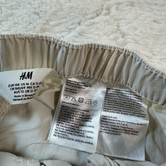 H&M kids size 16 parachute pants cream colored - Picture 4 of 6